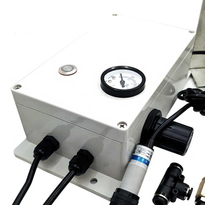 Liquid supply system of edge banding machine